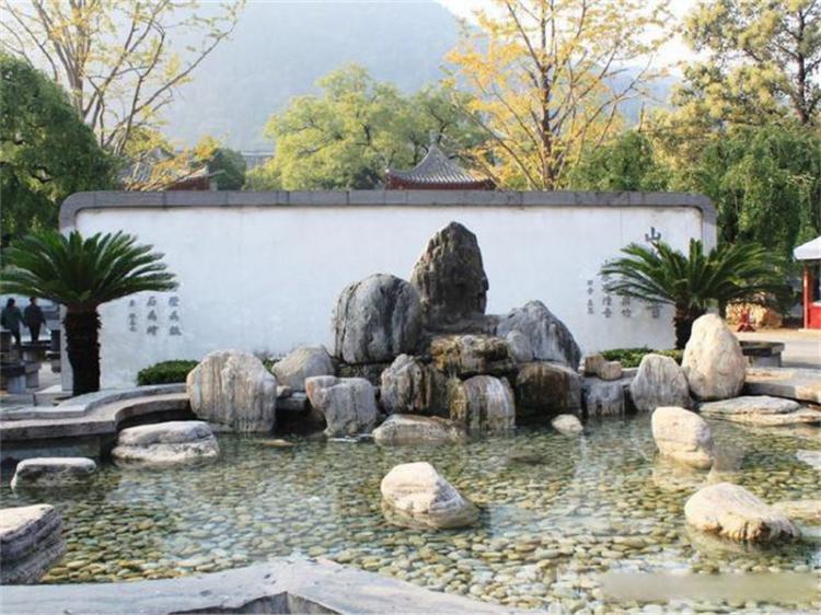 泰安景區公園魚池假山設計